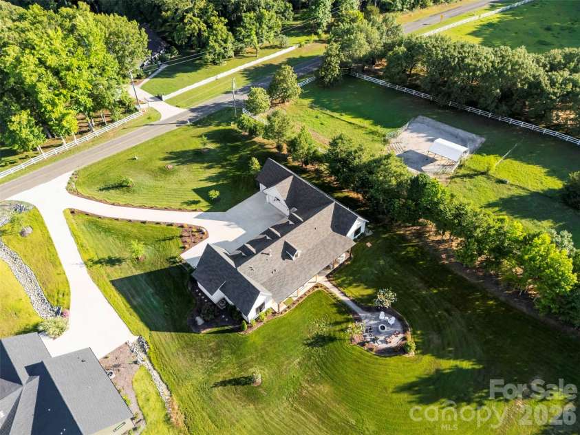 2378 Bridgewater Road, Rock Hill, SC 29730.  MLS# CAR4392805, YatesRealty ID 31632. 