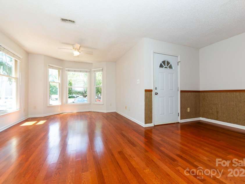 7330 Rose Terrace Court, Charlotte, NC 28215.  MLS# CAR4288319, YatesRealty ID 31632. 