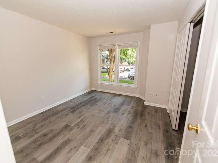 7330 Rose Terrace Court, Charlotte, NC 28215.  MLS# CAR4288319, YatesRealty ID 31632. 