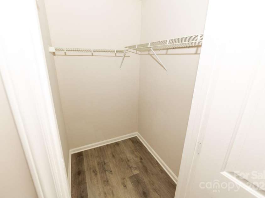 7330 Rose Terrace Court, Charlotte, NC 28215.  MLS# CAR4288319, YatesRealty ID 31632. 