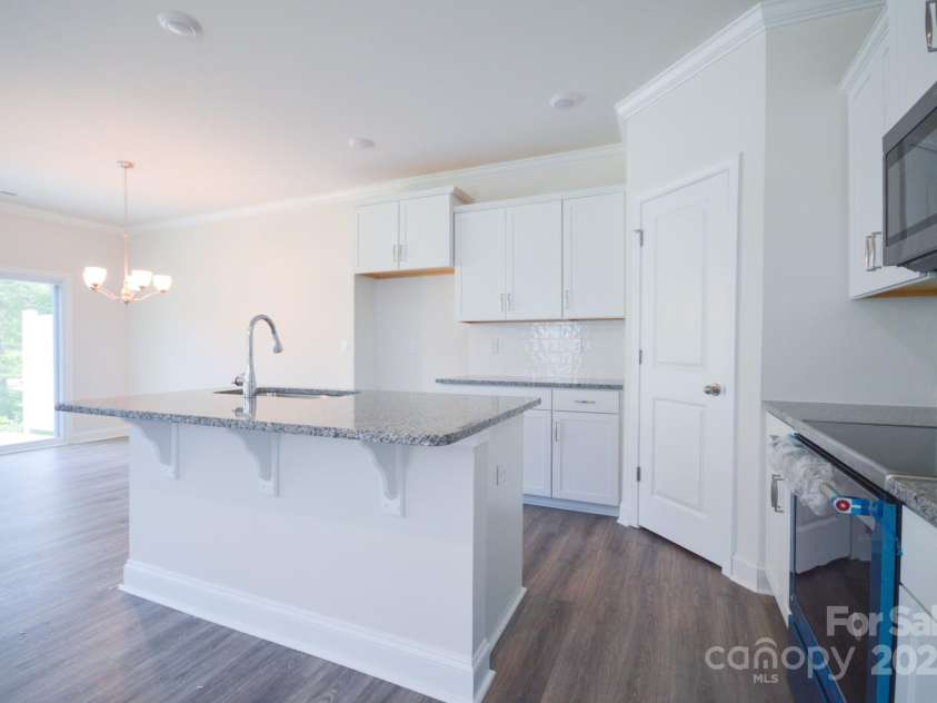 362 Creekview Road, Hendersonville, NC 28792.  MLS# CAR4286506, YatesRealty ID 31633. Photos are representative