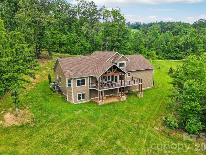 106 Saddle Ridge Drive, Alexander, NC 28701.  MLS# CAR4392356, YatesRealty ID 31634. 
