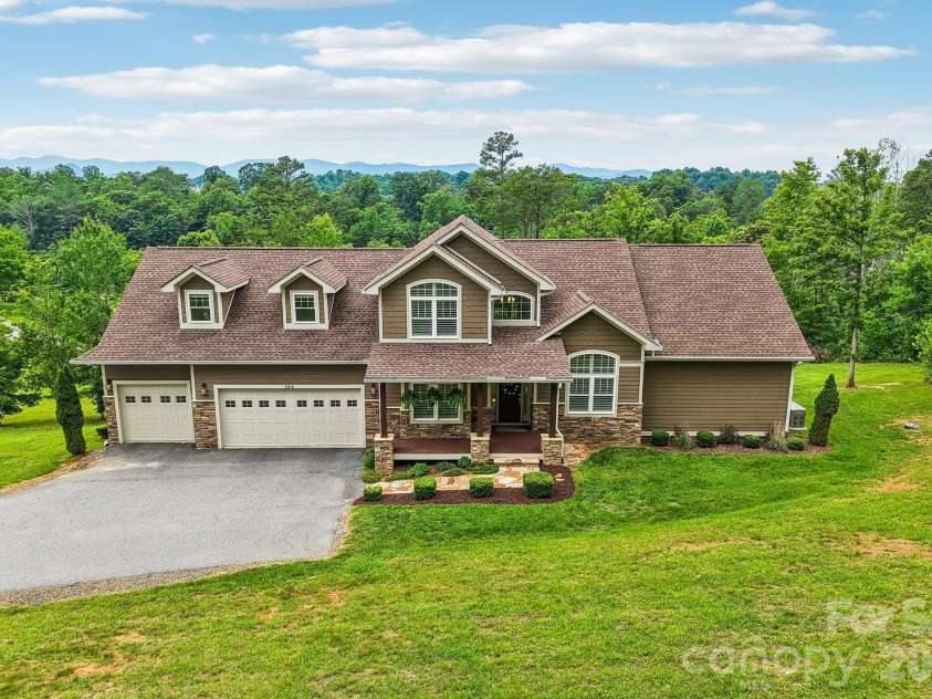 106 Saddle Ridge Drive, Alexander, NC 28701.  MLS# CAR4392356, YatesRealty ID 31634. 