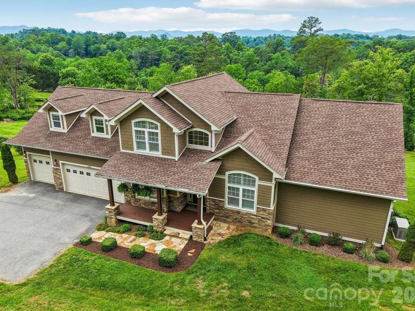 106 Saddle Ridge Drive, Alexander, NC 28701.  MLS# CAR4392356, YatesRealty ID 31634. 