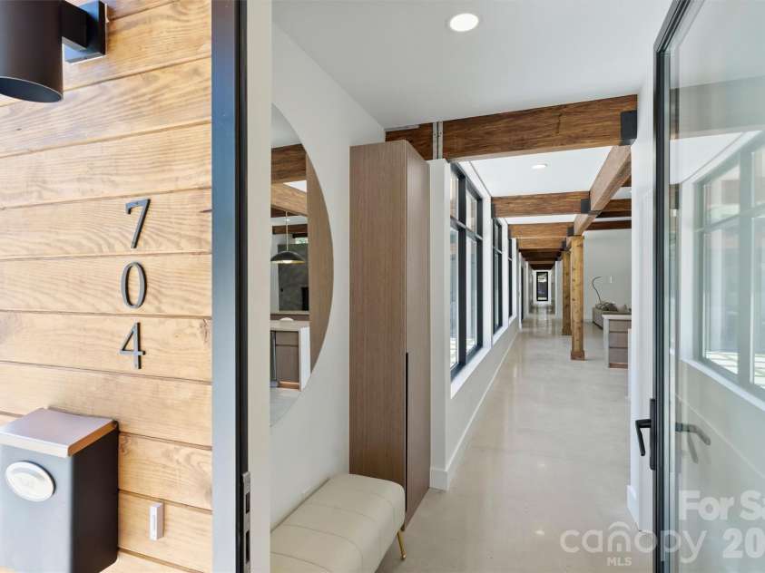 704 Charles Avenue, Charlotte, NC 28205.  MLS# CAR4393616, YatesRealty ID 31635. 