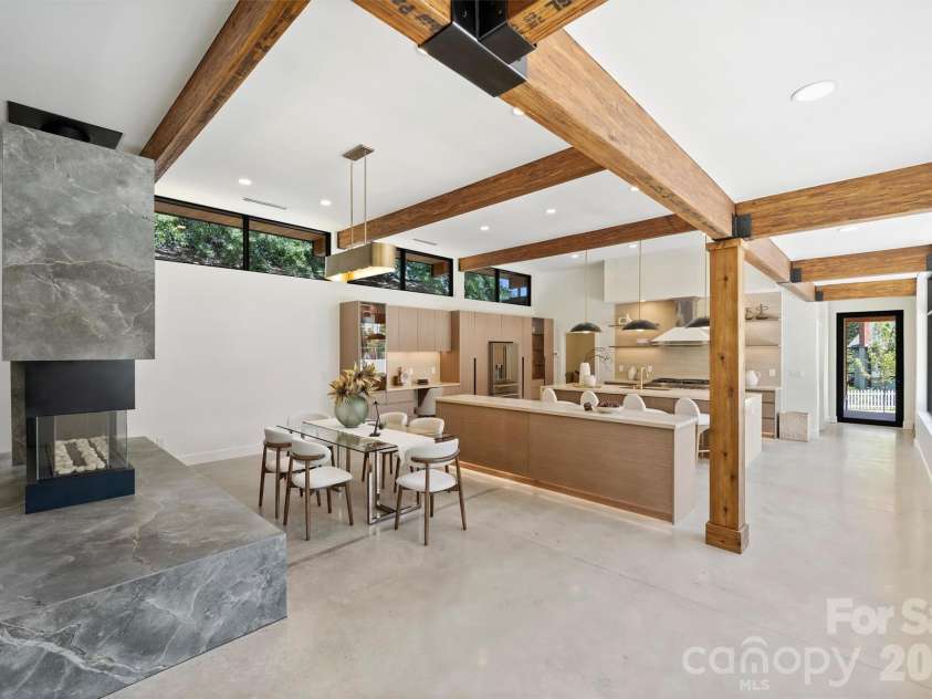 704 Charles Avenue, Charlotte, NC 28205.  MLS# CAR4393616, YatesRealty ID 31635. 