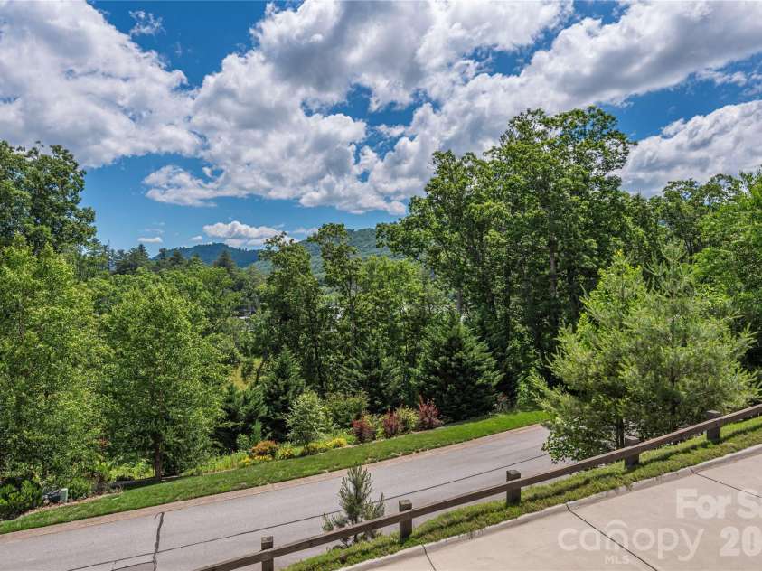 118 Still Water Lane, Fletcher, NC 28732.  MLS# CAR4391029, YatesRealty ID 31636. 