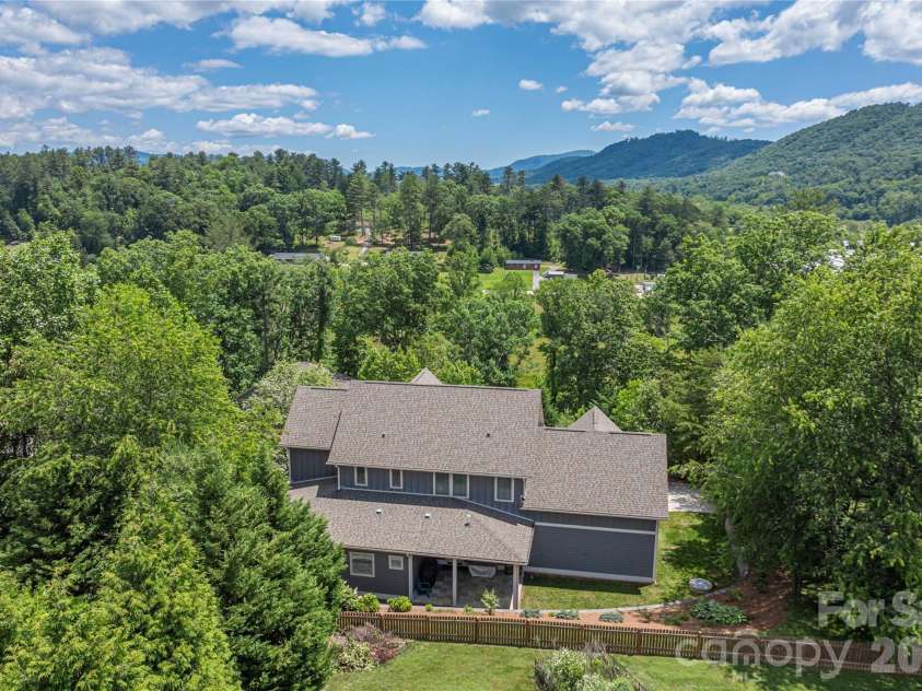 118 Still Water Lane, Fletcher, NC 28732.  MLS# CAR4391029, YatesRealty ID 31636. 