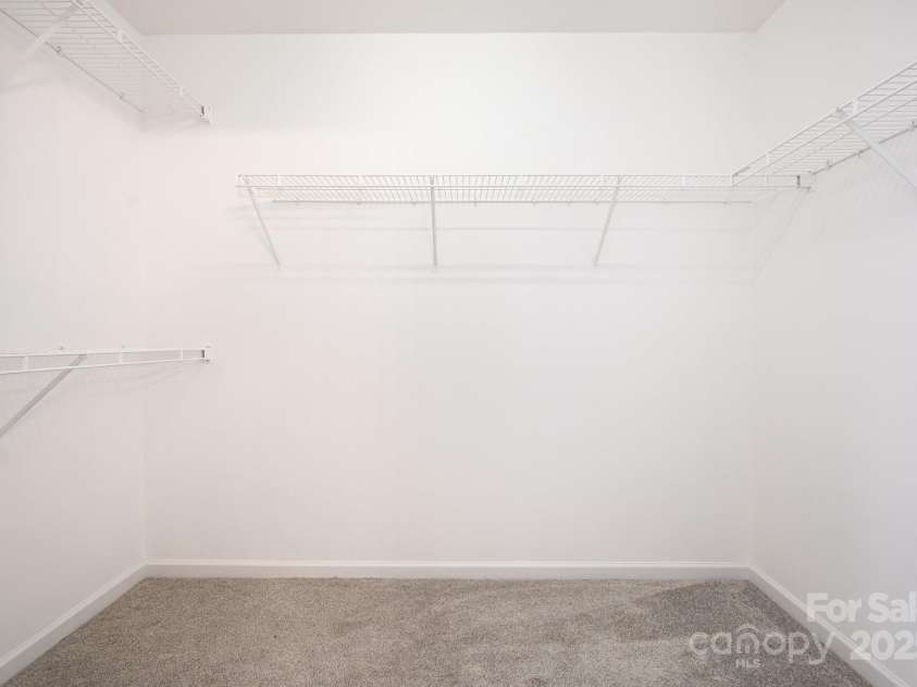 5632 Verrazano Drive, Waxhaw, NC 28173.  MLS# CAR4311987, YatesRealty ID 31637. 