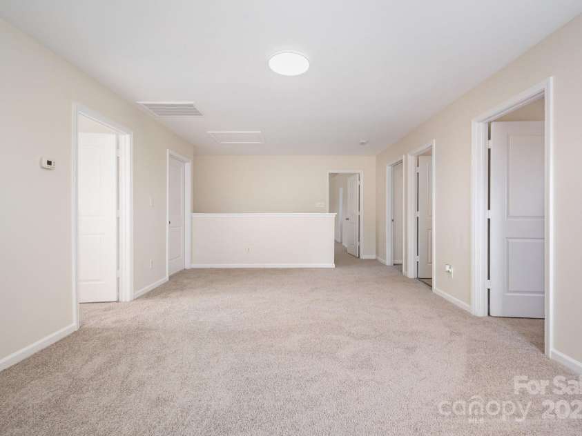 5632 Verrazano Drive, Waxhaw, NC 28173.  MLS# CAR4311987, YatesRealty ID 31637. 