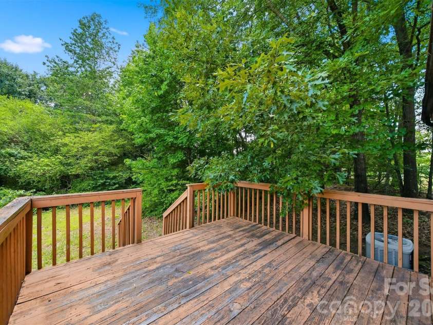 800 Horseshoe Lake Road, Lincolnton, NC 28092.  MLS# CAR4392995, YatesRealty ID 31637. 
