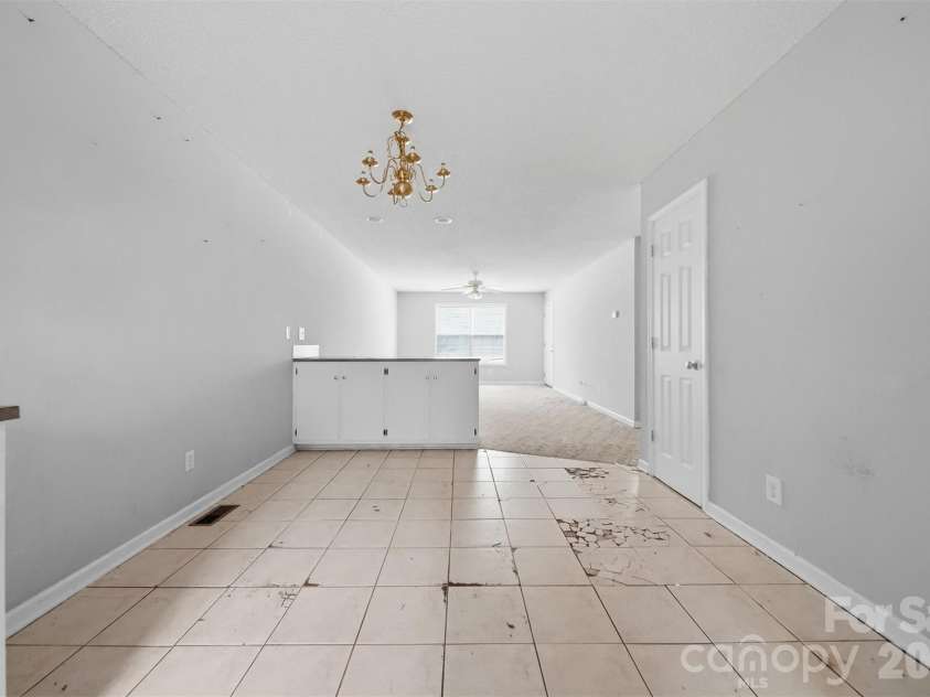800 Horseshoe Lake Road, Lincolnton, NC 28092.  MLS# CAR4392995, YatesRealty ID 31637. 
