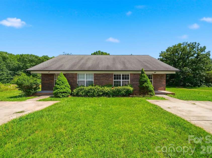 820 Horseshoe Lake Road, Lincolnton, NC 28092.  MLS# CAR4393688, YatesRealty ID 31638. 