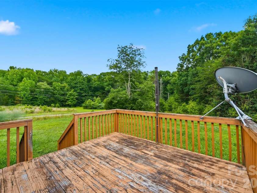 820 Horseshoe Lake Road, Lincolnton, NC 28092.  MLS# CAR4393688, YatesRealty ID 31638. 