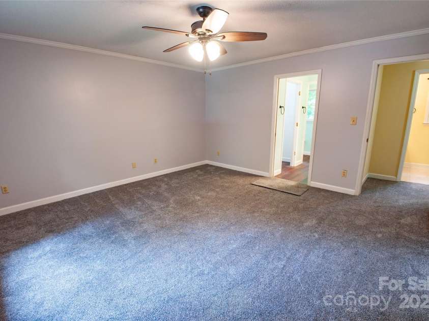 2540 Heritage Circle, Statesville, NC 28625.  MLS# CAR4246736, YatesRealty ID 31639. 