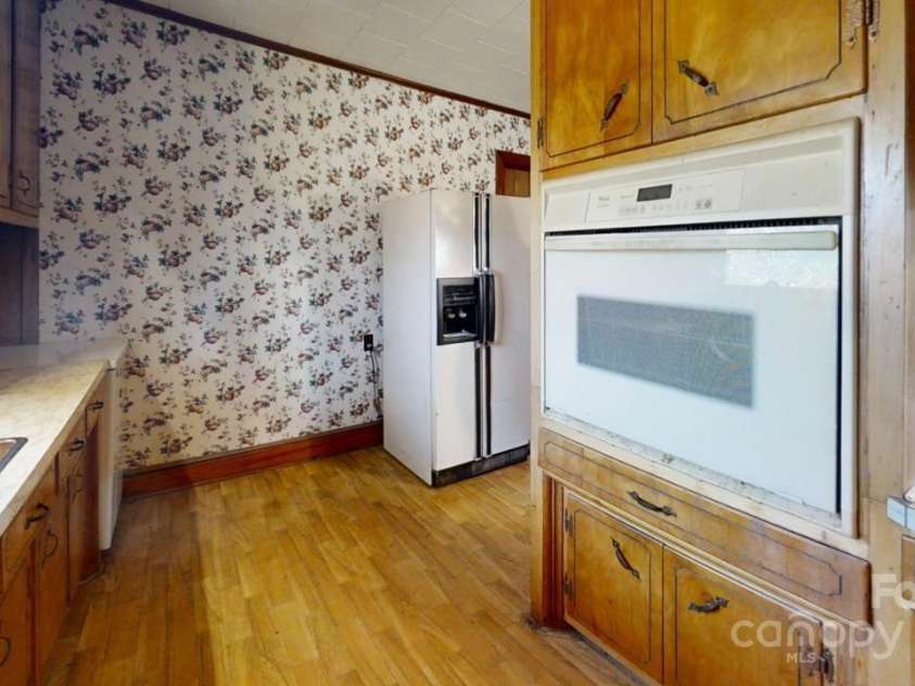 4774 NC 150 Highway, Lincolnton, NC 28092.  MLS# CAR4226558, YatesRealty ID 3164. 