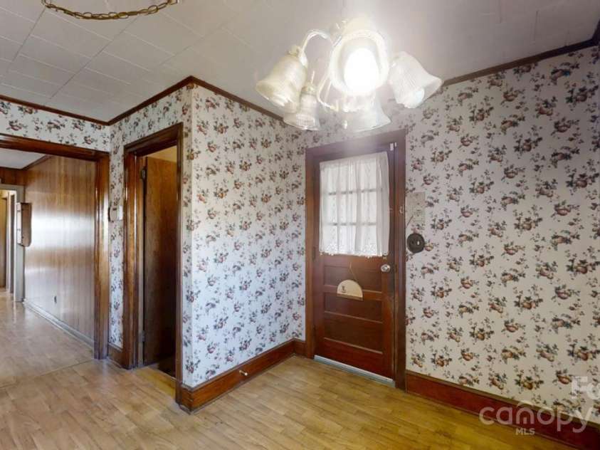 4774 NC 150 Highway, Lincolnton, NC 28092.  MLS# CAR4226558, YatesRealty ID 3164. 