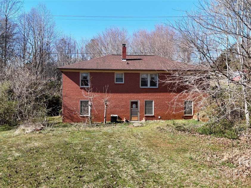4774 NC 150 Highway, Lincolnton, NC 28092.  MLS# CAR4226558, YatesRealty ID 3164. 
