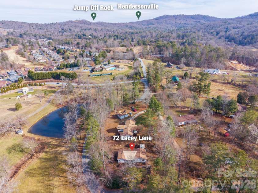 72 Lacey Lane, Hendersonville, NC 28739.  MLS# CAR4308230, YatesRealty ID 3164. 