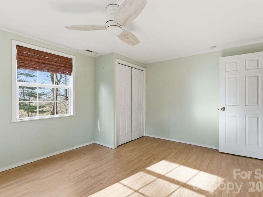 72 Lacey Lane, Hendersonville, NC 28739.  MLS# CAR4308230, YatesRealty ID 3164. Bedroom #3