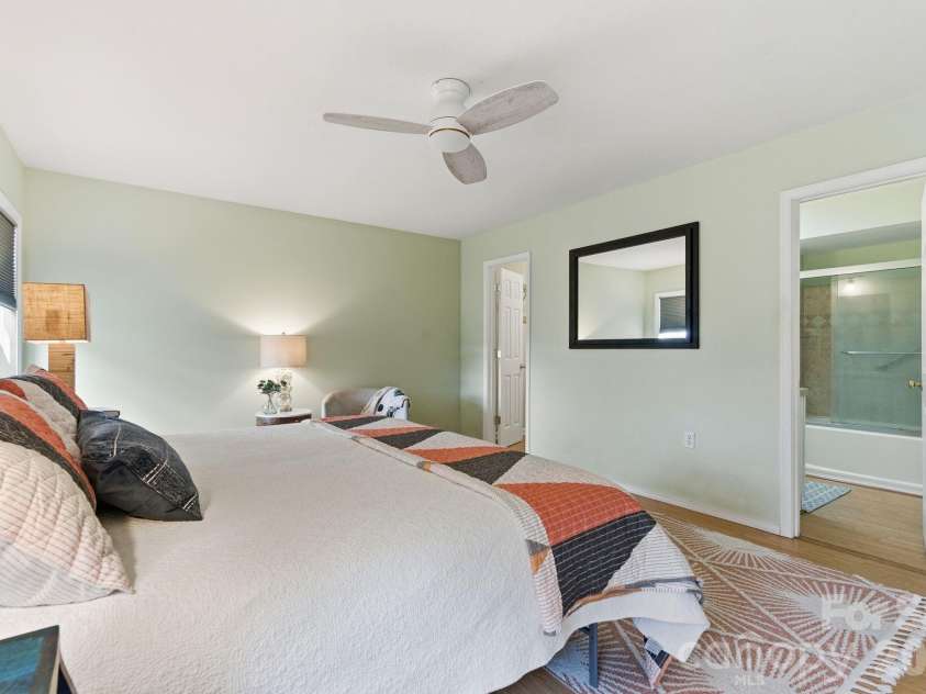 72 Lacey Lane, Hendersonville, NC 28739.  MLS# CAR4308230, YatesRealty ID 3164. Primary Bedroom (closet and Primary Bathroom)