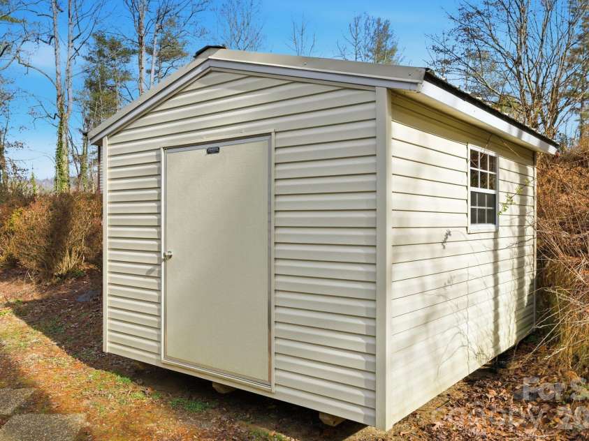 72 Lacey Lane, Hendersonville, NC 28739.  MLS# CAR4308230, YatesRealty ID 3164. Storage Shed