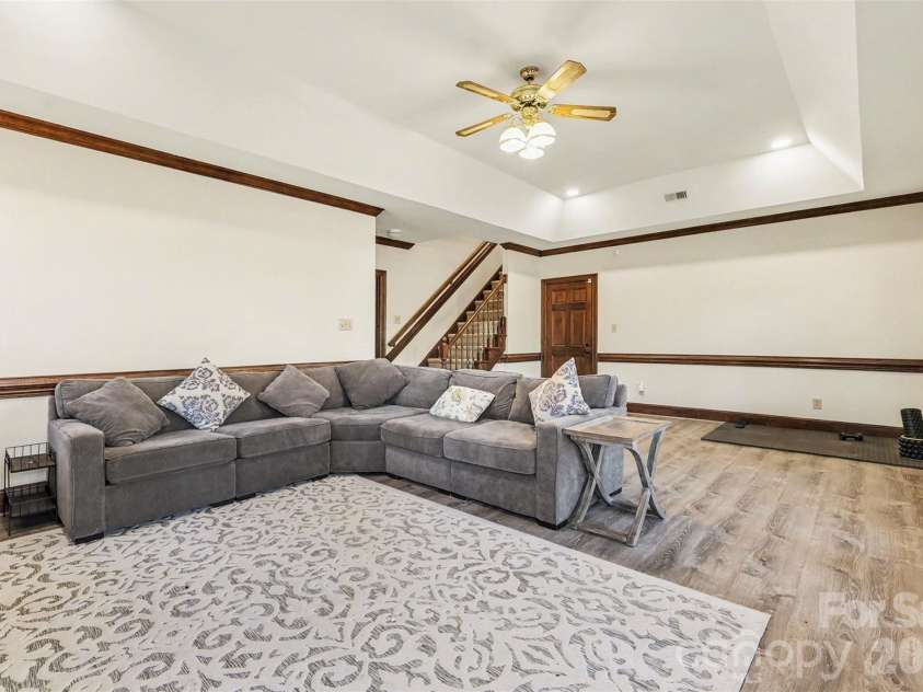 9908 Colvard Circle, Charlotte, NC 28269.  MLS# CAR4332495, YatesRealty ID 3164. Basement