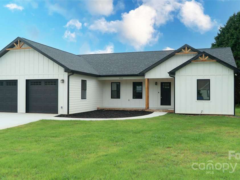 4364 Grover Place, Granite Falls, NC 28630.  MLS# CAR4263495, YatesRealty ID 31641. 