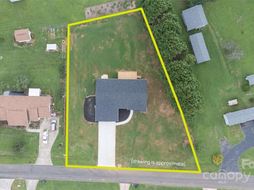 4364 Grover Place, Granite Falls, NC 28630.  MLS# CAR4263495, YatesRealty ID 31641. 