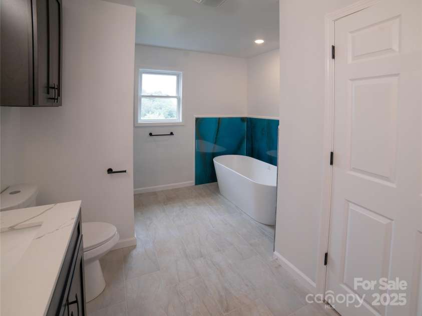 4364 Grover Place, Granite Falls, NC 28630.  MLS# CAR4263495, YatesRealty ID 31641. Primary Bathroom