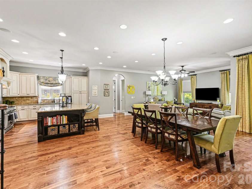 295 Bent Tree Drive, Stanley, NC 28164.  MLS# CAR4356670, YatesRealty ID 31642. Kitchen/Dining/Open Floor Plan