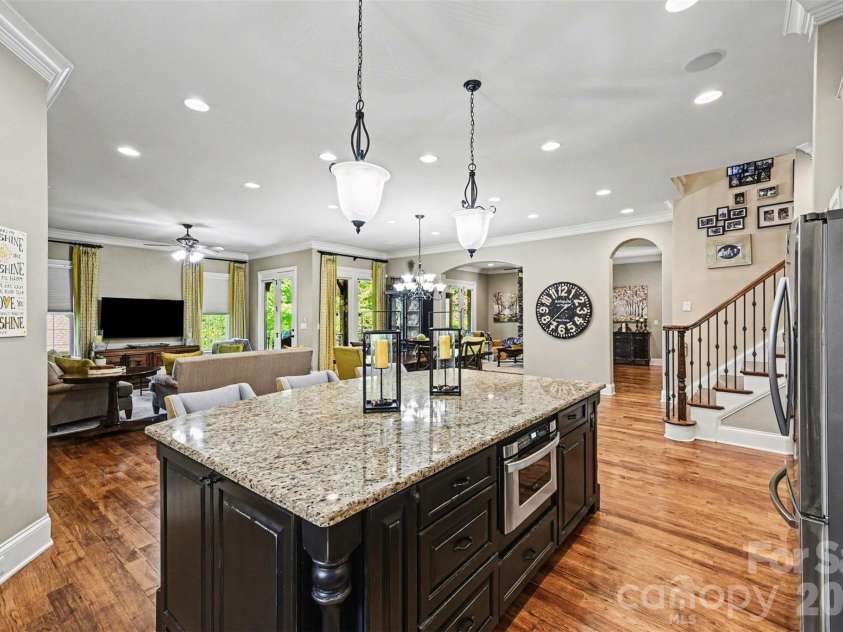 295 Bent Tree Drive, Stanley, NC 28164.  MLS# CAR4356670, YatesRealty ID 31642. Kitchen/Island - open floor plan