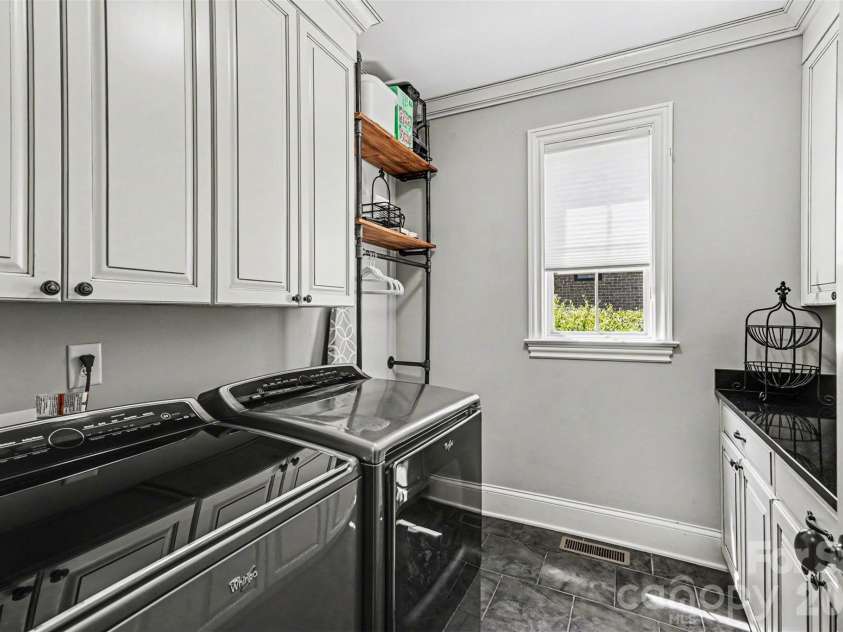 295 Bent Tree Drive, Stanley, NC 28164.  MLS# CAR4356670, YatesRealty ID 31642. Laundry Room