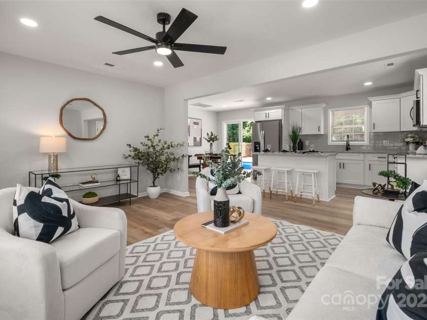 756 Logan Street, Mooresville, NC 28115.  MLS# CAR4268702, YatesRealty ID 31642. 
