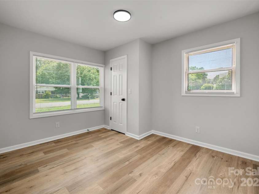 756 Logan Street, Mooresville, NC 28115.  MLS# CAR4268702, YatesRealty ID 31642. 