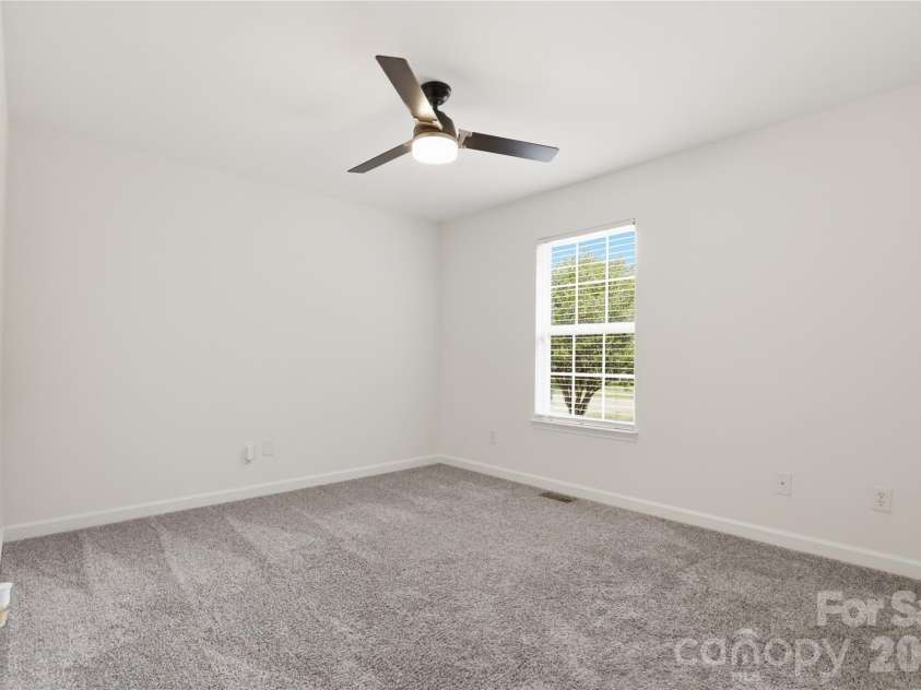 1689 Willowbrook Drive, Fort Mill, SC 29708.  MLS# CAR4376340, YatesRealty ID 31644. 