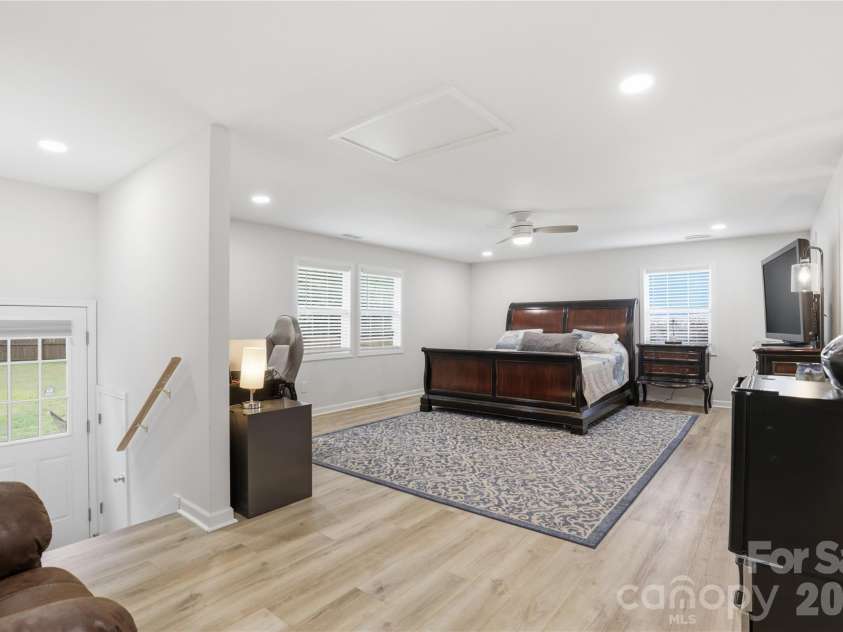 1689 Willowbrook Drive, Fort Mill, SC 29708.  MLS# CAR4376340, YatesRealty ID 31644. Garage suite