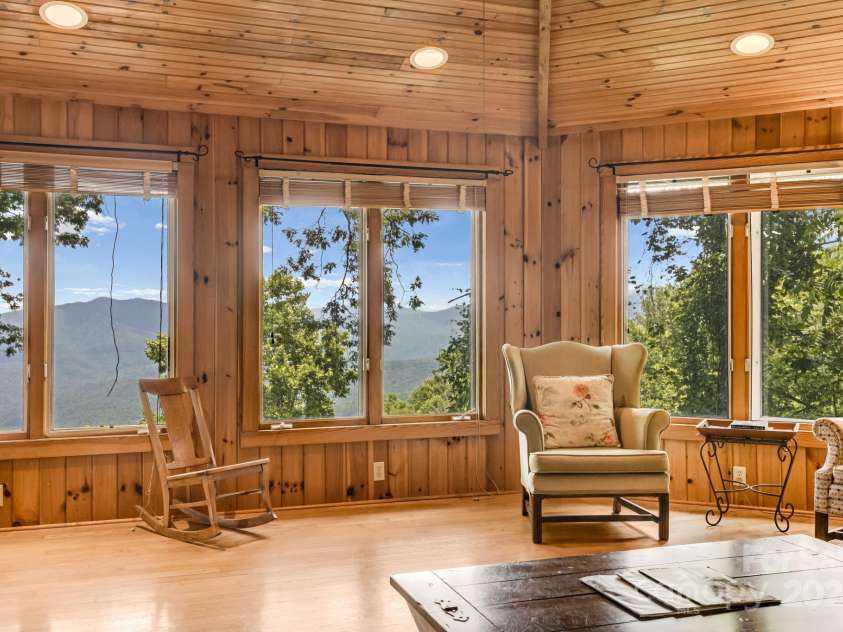 203 Laurel Lane, Little Switzerland, NC 28749.  MLS# CAR4276021, YatesRealty ID 31644. 