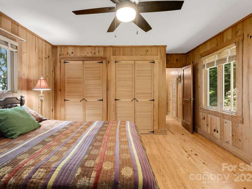 203 Laurel Lane, Little Switzerland, NC 28749.  MLS# CAR4276021, YatesRealty ID 31644. 