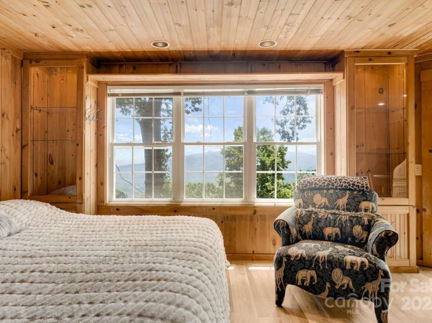 203 Laurel Lane, Little Switzerland, NC 28749.  MLS# CAR4276021, YatesRealty ID 31644. 