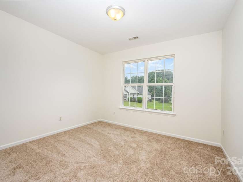 1413 Braveheart Lane, Charlotte, NC 28216.  MLS# CAR4290480, YatesRealty ID 31645. Secondary BR