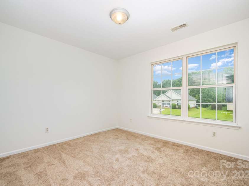 1413 Braveheart Lane, Charlotte, NC 28216.  MLS# CAR4290480, YatesRealty ID 31645. Secondary BR