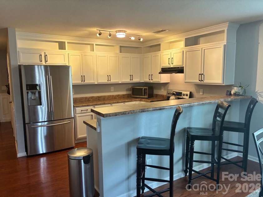 9315 Carrot Patch Drive, Charlotte, NC 28216.  MLS# CAR4377265, YatesRealty ID 31645. 