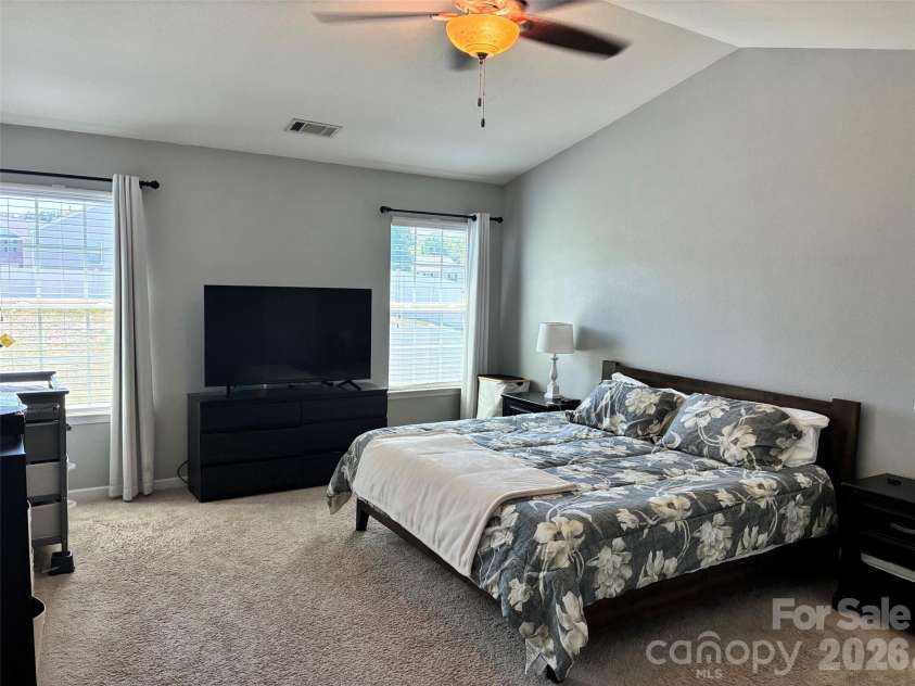 9315 Carrot Patch Drive, Charlotte, NC 28216.  MLS# CAR4377265, YatesRealty ID 31645. 