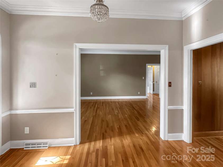 208 Gaston Street, Kings Mountain, NC 28086.  MLS# CAR4280121, YatesRealty ID 31646. 