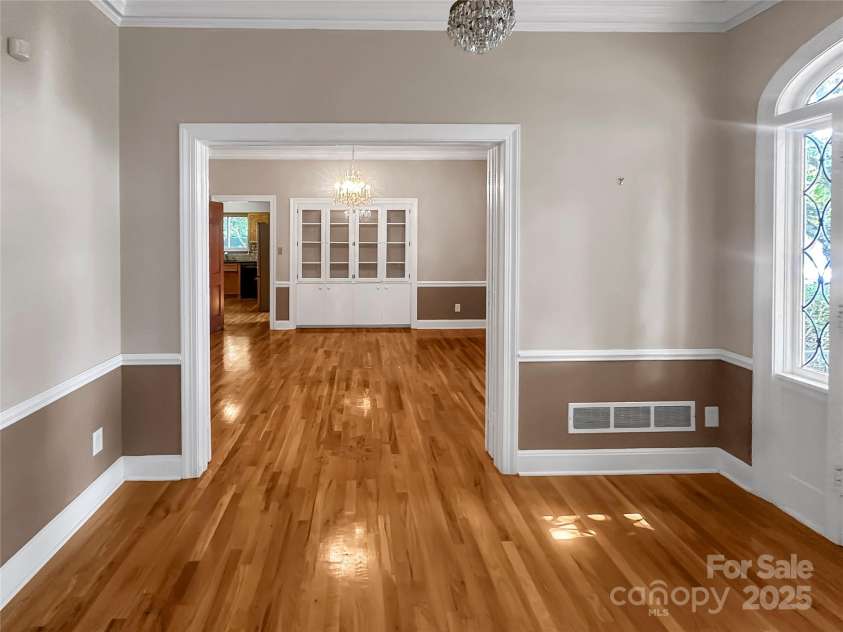 208 Gaston Street, Kings Mountain, NC 28086.  MLS# CAR4280121, YatesRealty ID 31646. 