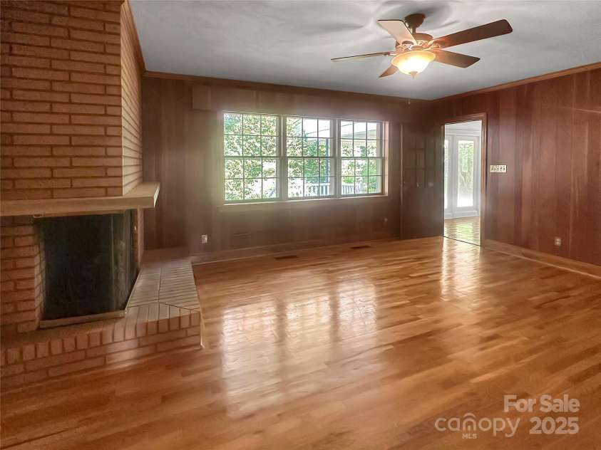 208 Gaston Street, Kings Mountain, NC 28086.  MLS# CAR4280121, YatesRealty ID 31646. 