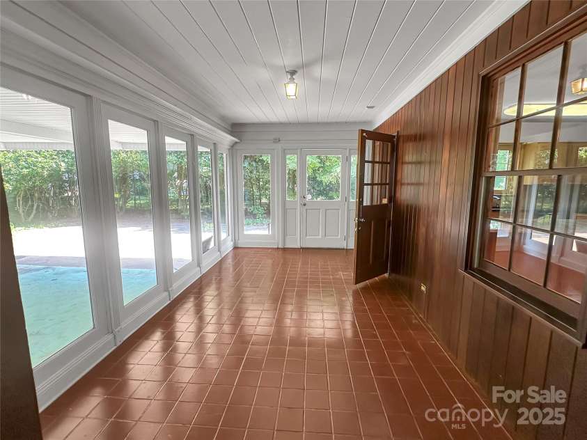 208 Gaston Street, Kings Mountain, NC 28086.  MLS# CAR4280121, YatesRealty ID 31646. 