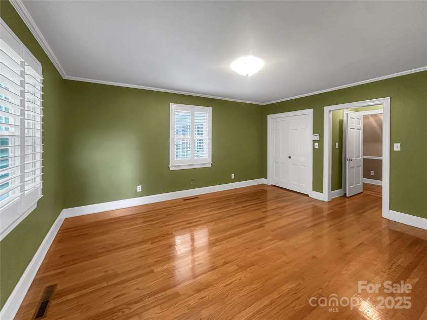 208 Gaston Street, Kings Mountain, NC 28086.  MLS# CAR4280121, YatesRealty ID 31646. 