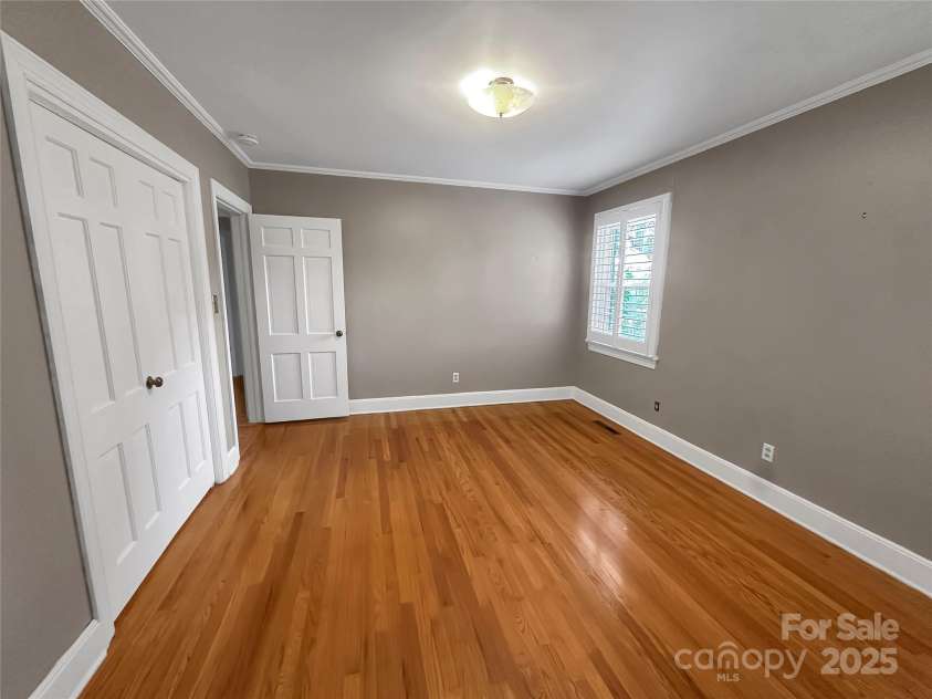 208 Gaston Street, Kings Mountain, NC 28086.  MLS# CAR4280121, YatesRealty ID 31646. 